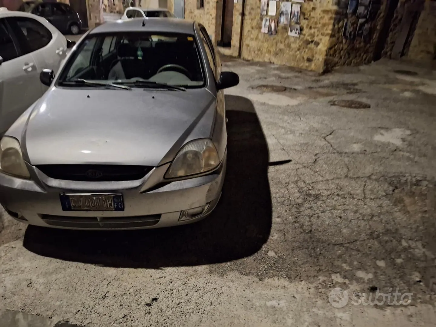 Kia Rio 2000 photo 2
