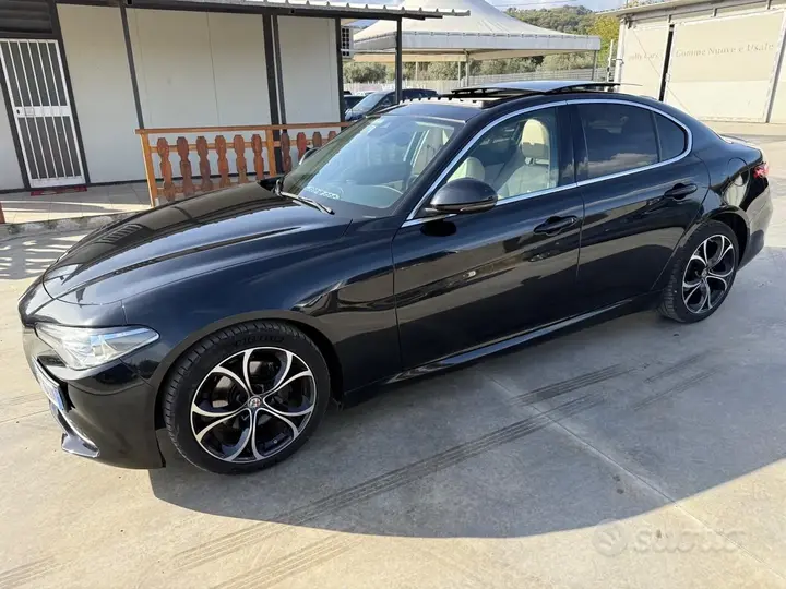Alfa Romeo Giulia 2020 photo 2