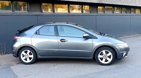 Honda Civic 2010 photo 2