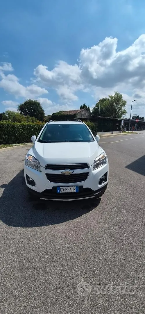 Chevrolet Trax 2014 photo 2