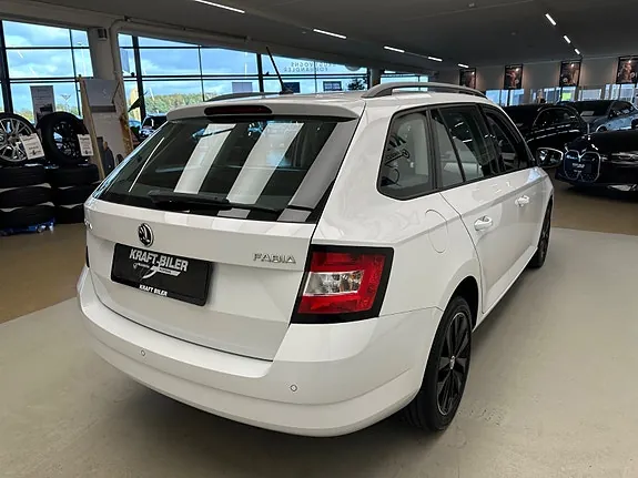 Skoda Fabia 2017 photo 5