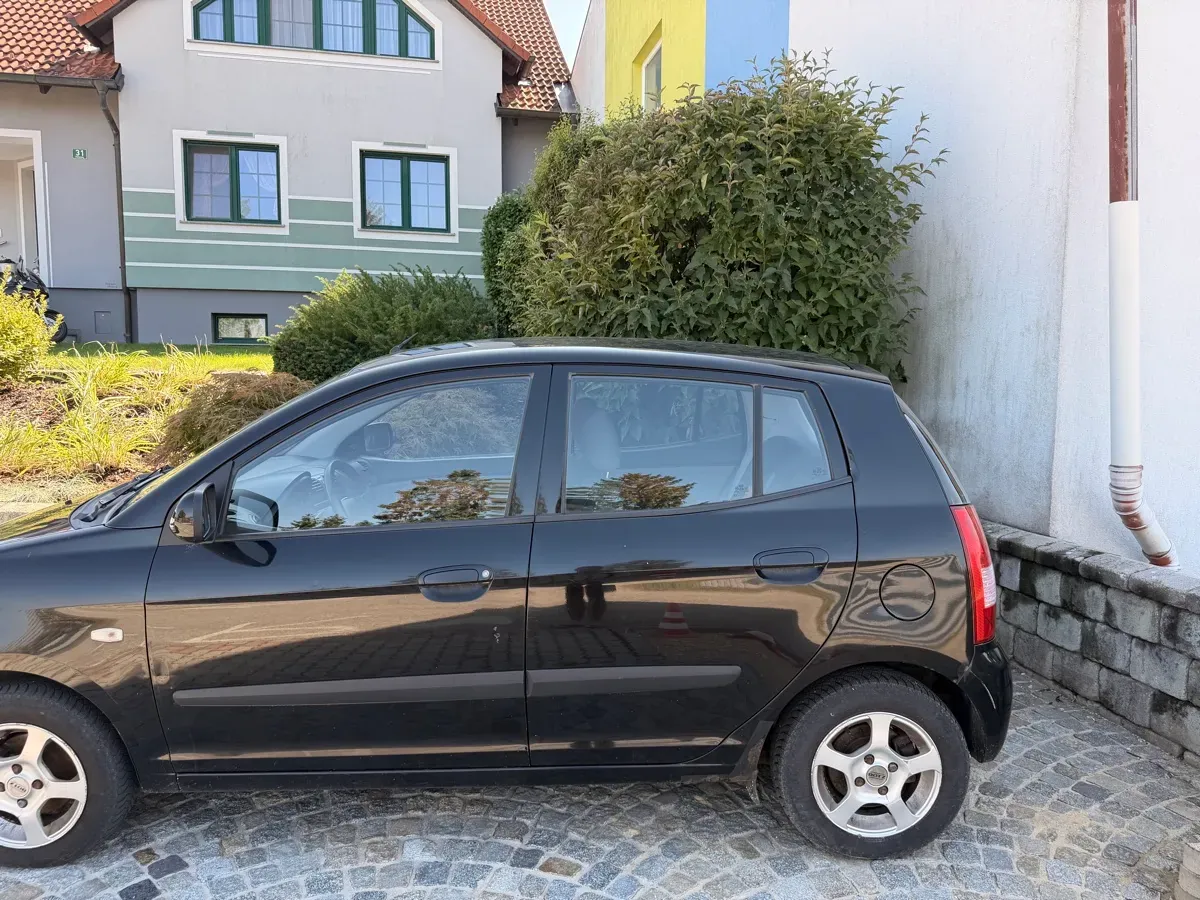 Kia Picanto 2005 photo 2