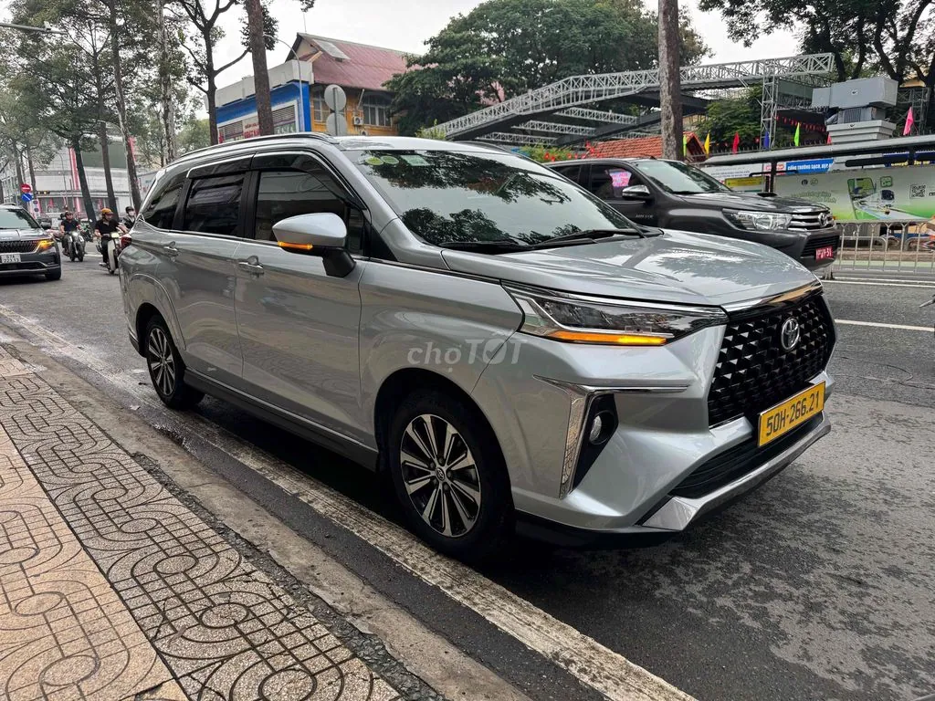 Toyota Veloz Cross 2023 photo 4
