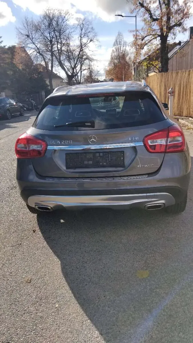Mercedes-Benz Gla Class 2015 photo 2