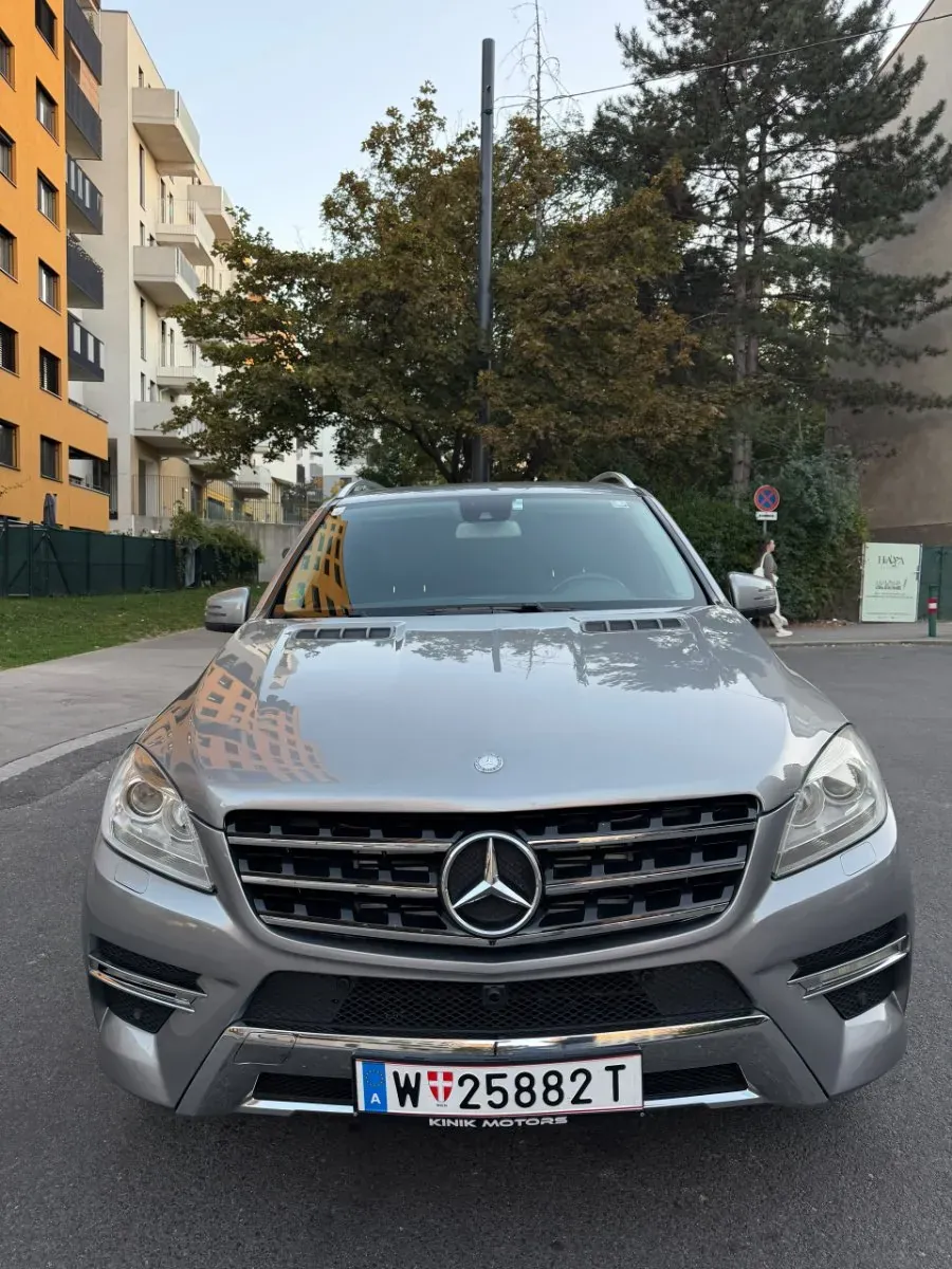 Mercedes-Benz Ml Class 2011 photo 3