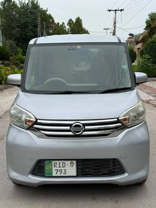 Nissan Dayz Roox