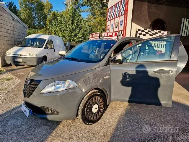 Lancia Ypsilon 2014 photo 4