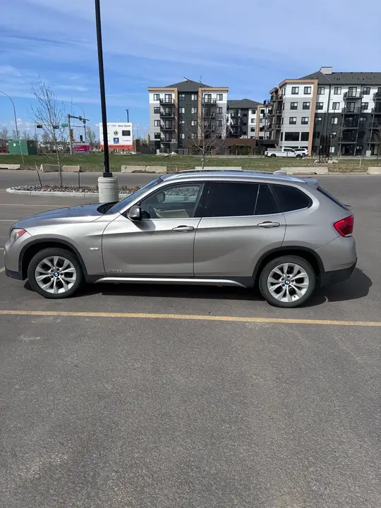 BMW X1 2012 photo 3