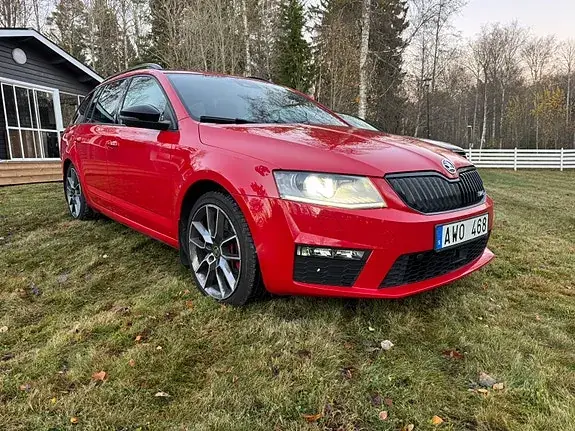 Skoda Octavia 2015 photo 2