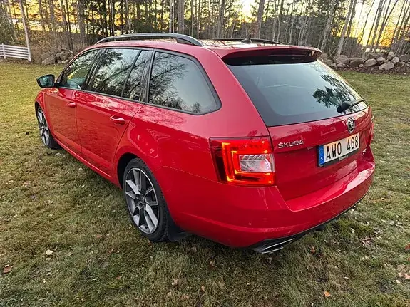 Skoda Octavia 2015 photo 3