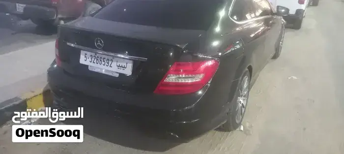 Mercedes-Benz C-Class 2012 photo 3