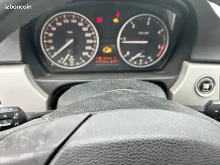 BMW 3 Series 2009 photo 5