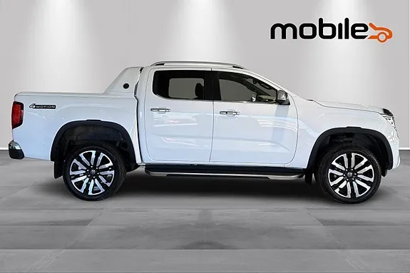 Volkswagen Amarok 2023 photo 2