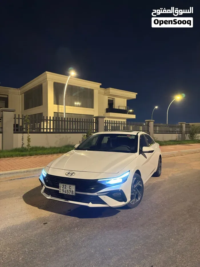 Hyundai Elantra 2024 photo 3