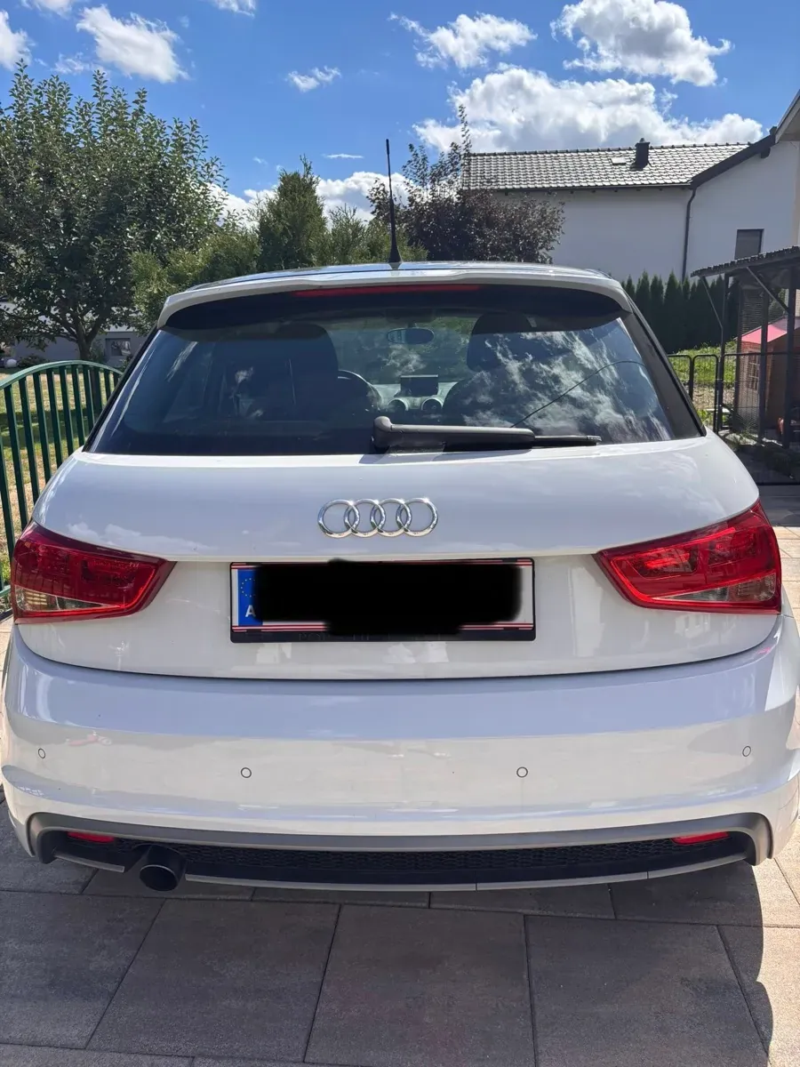Audi A1 2013 photo 2