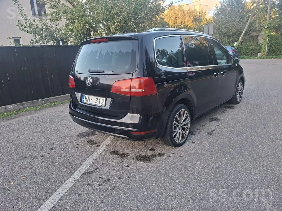 Volkswagen Sharan 2011 photo 3