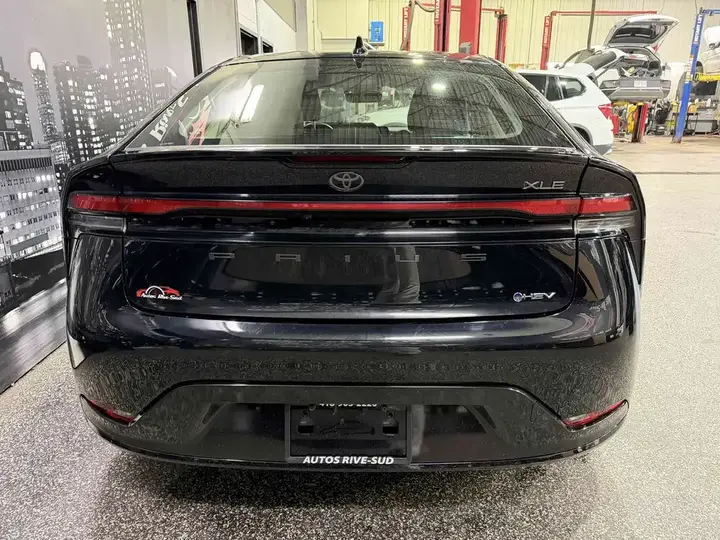 Toyota Prius 2024 photo 5