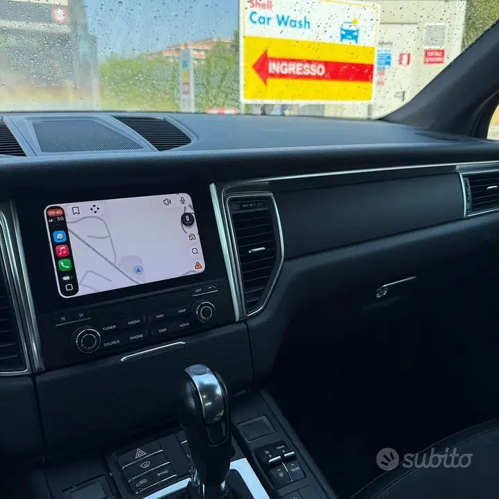Porsche Macan 2024 photo 2