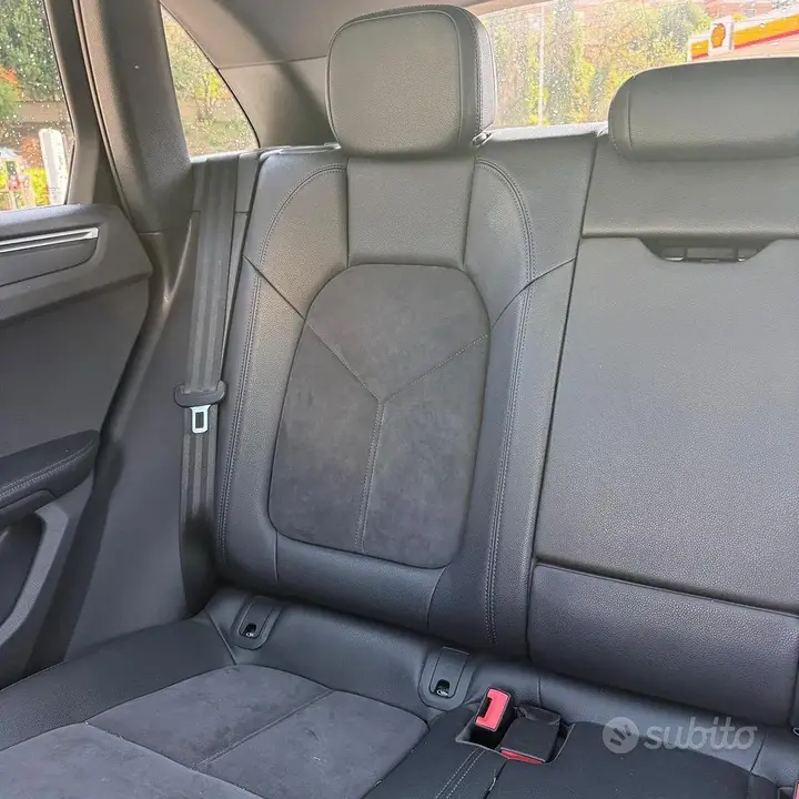 Porsche Macan 2024 photo 3