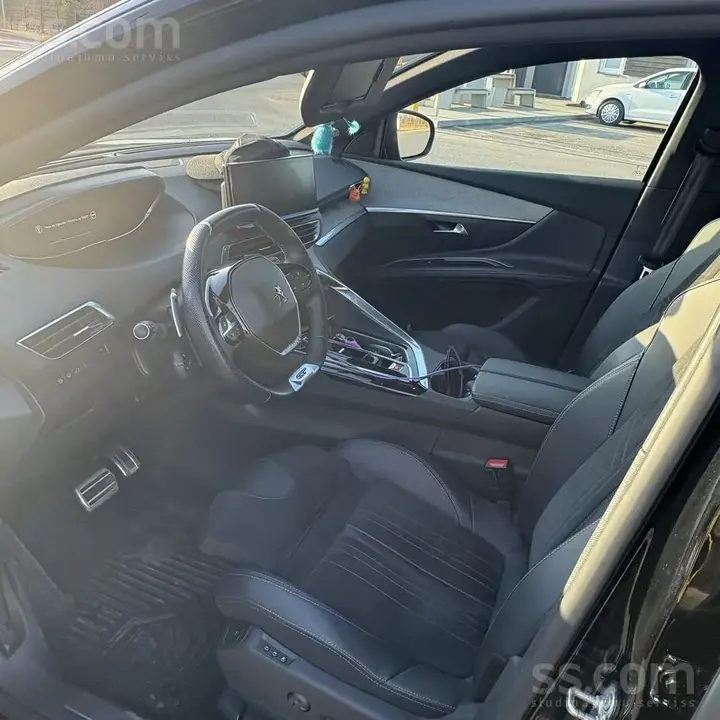Peugeot 5008 2023 photo 5