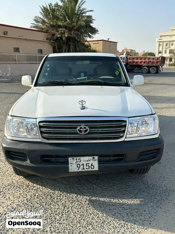 Toyota Land Cruiser 2005 photo 2