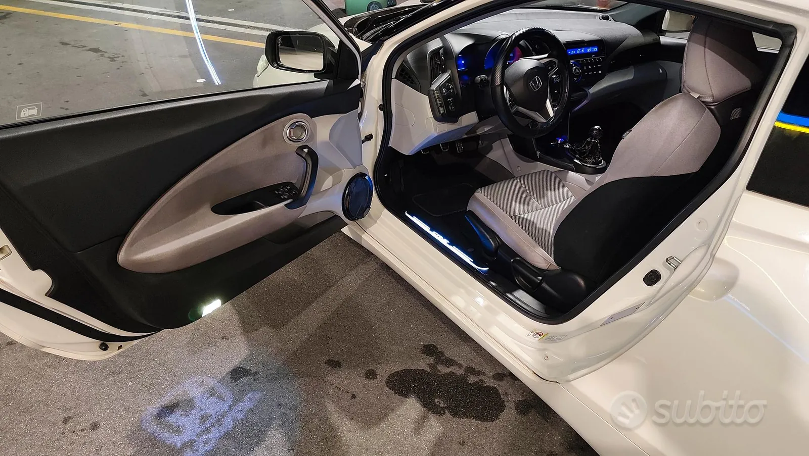 Honda Cr-Z 2011 photo 4