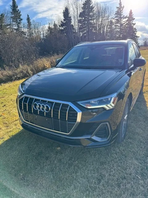 Audi Q3 2022 photo 3