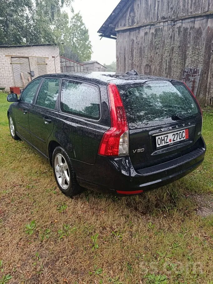 Volvo V50 2012 photo 3