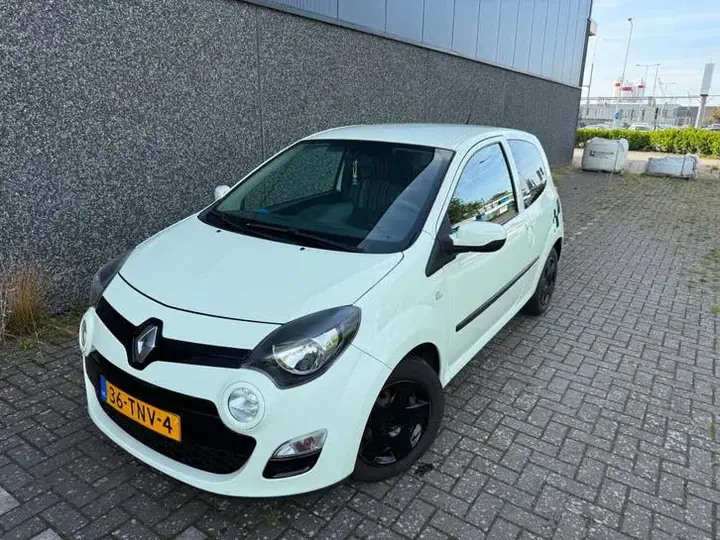 Renault Twingo 2012 photo 2