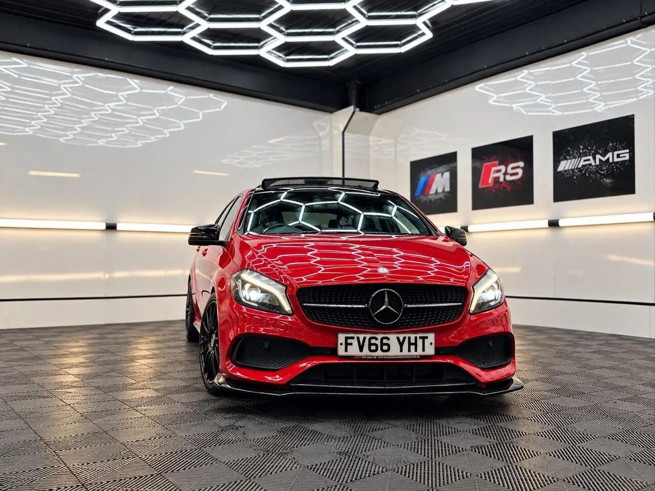 Mercedes-Benz A-Class 2017 photo 3