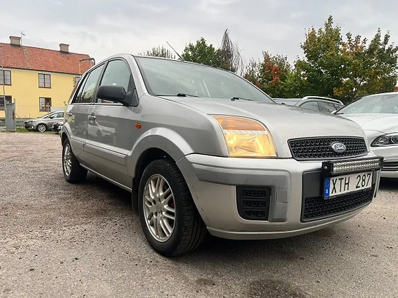 Ford Fusion 2006 photo 2