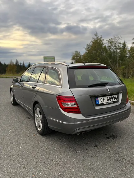 Mercedes-Benz C180 D 2012 photo 4