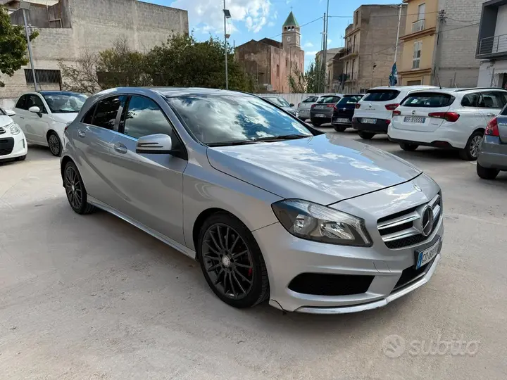 Mercedes-Benz A-Class 2014 photo 4
