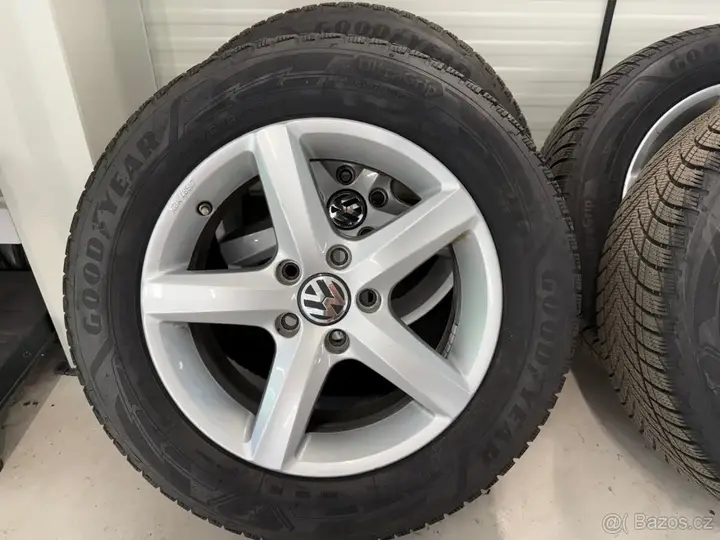 Volkswagen Passat photo 2