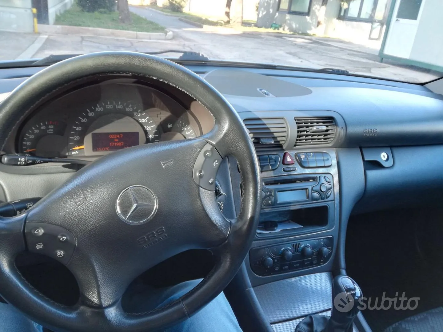 Mercedes-Benz C200 2003 photo 4