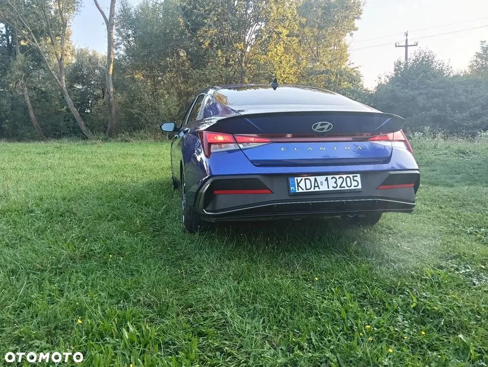 Hyundai Elantra 2025 photo 5