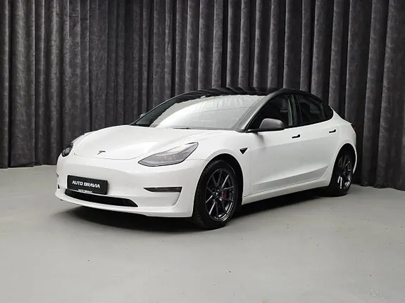Tesla Model 3 2021 photo 3