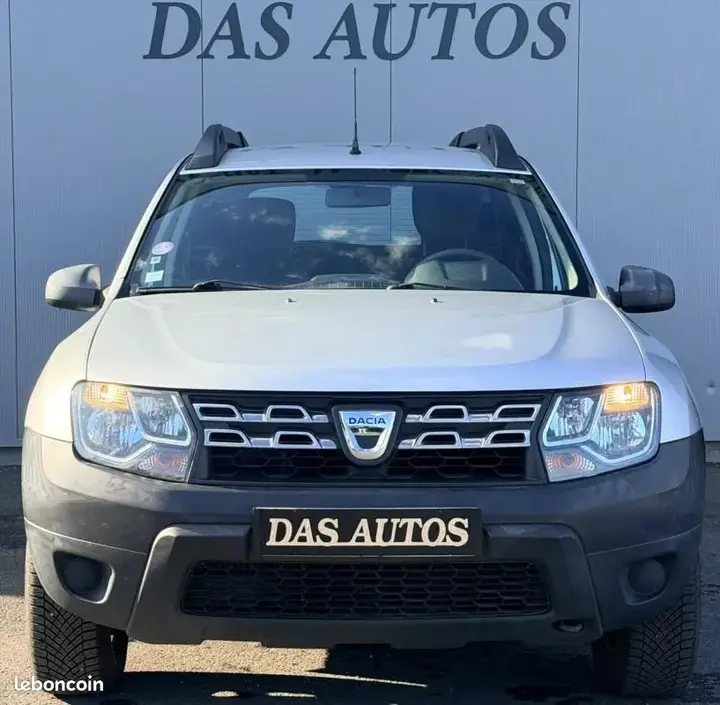 Dacia Duster 2016 photo 3