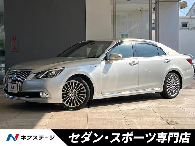 Toyota Crown Majesta