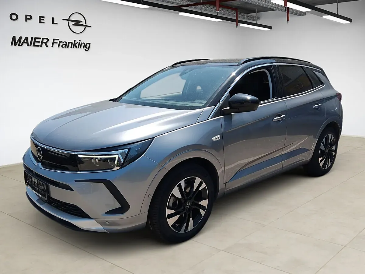 Opel Grandland X 2022 photo 2