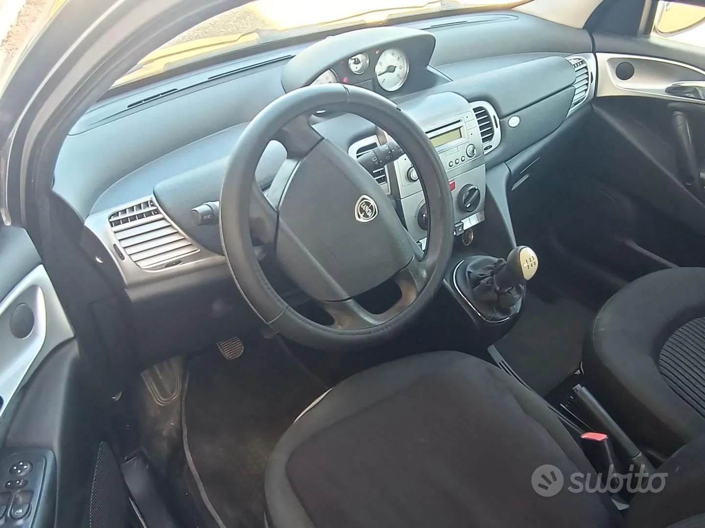 Lancia Ypsilon 2010 photo 4