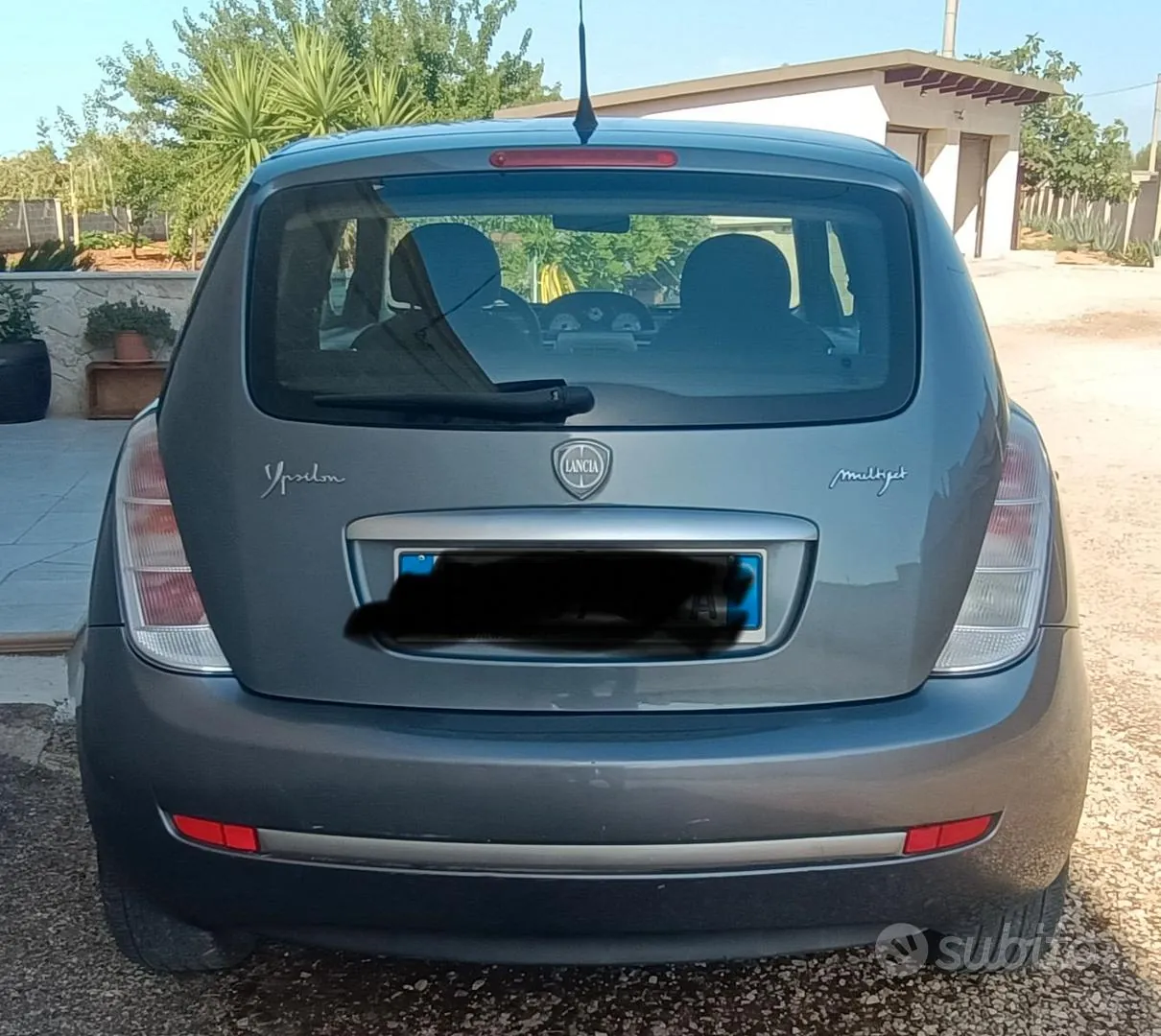 Lancia Ypsilon 2010 photo 2