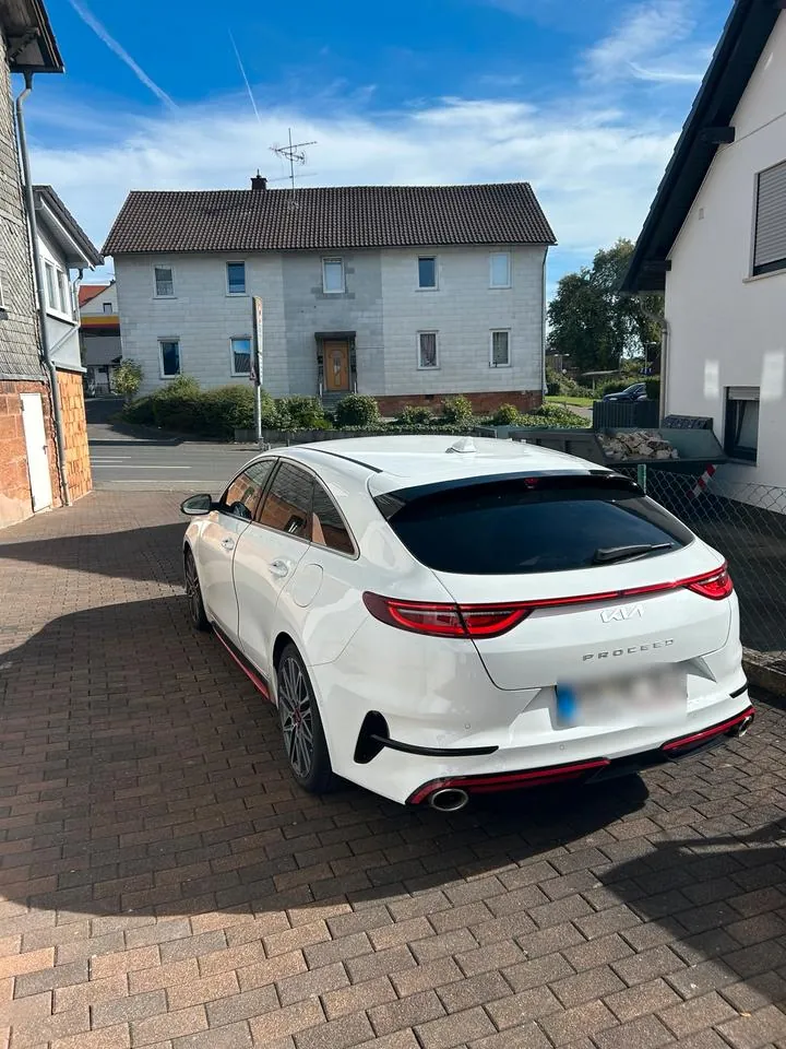 Kia Proceed Gt