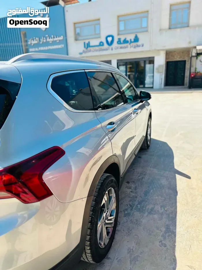 Hyundai Santa Fe 2023 photo 4