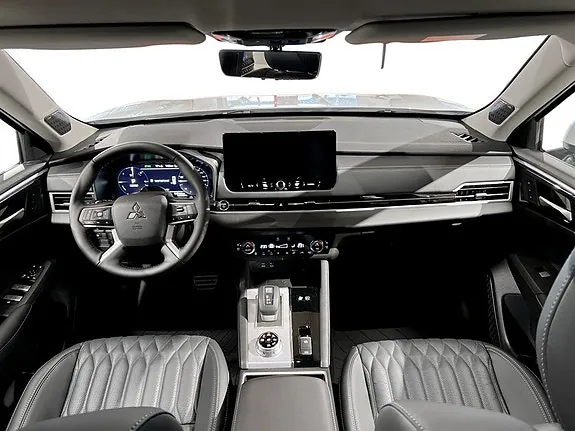 Mitsubishi Outlander 2025 photo 3