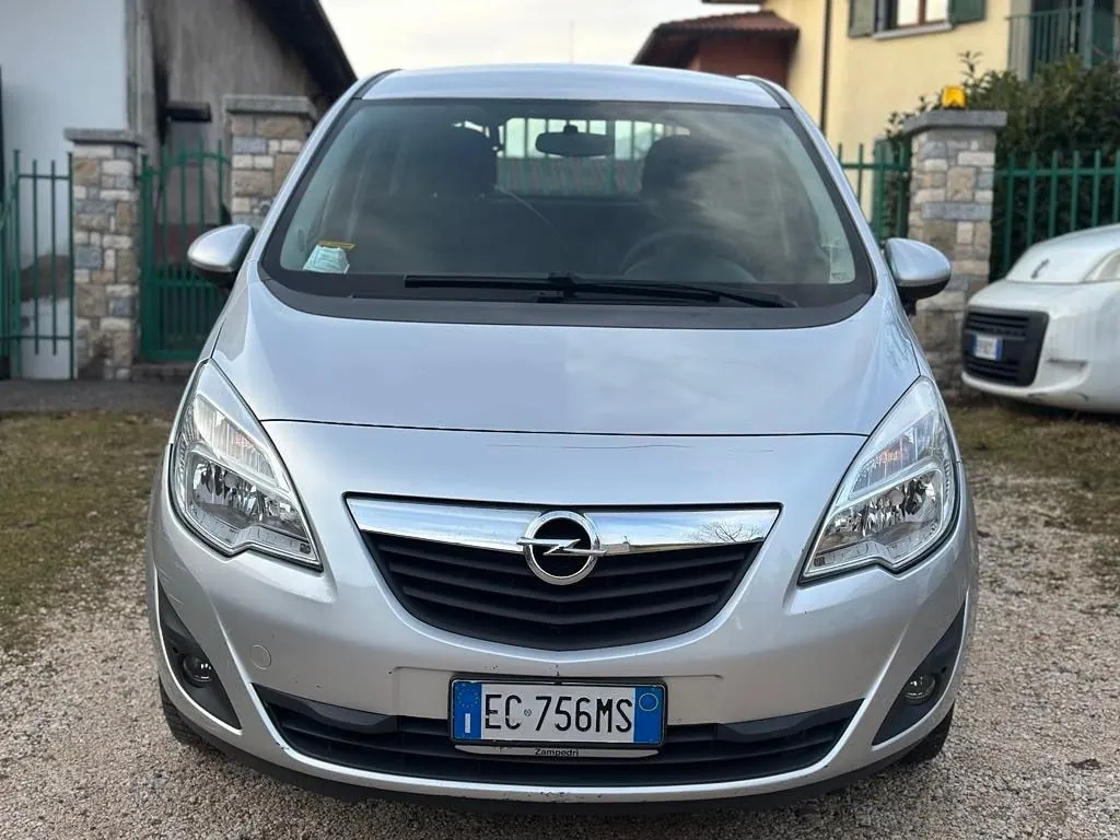 Opel Meriva 2010 photo 2