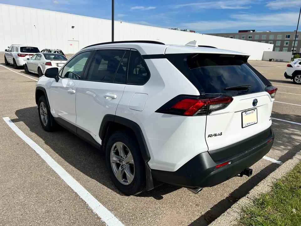 Toyota Rav4 2024 photo 4