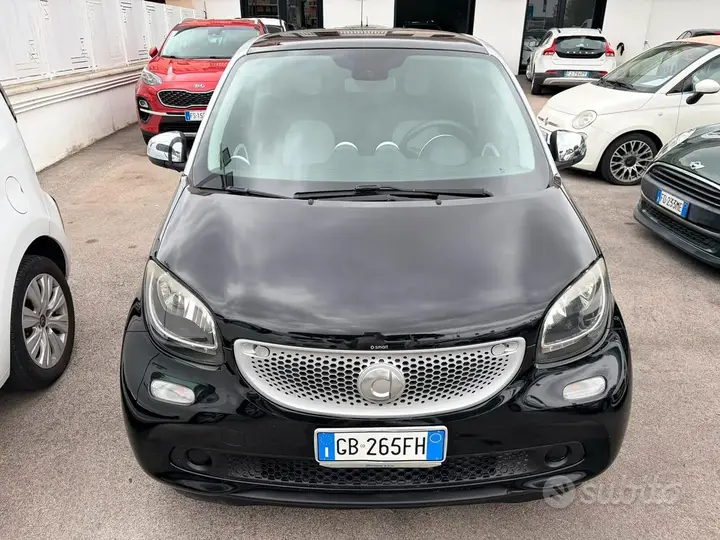 Smart Forfour 2015 photo 2