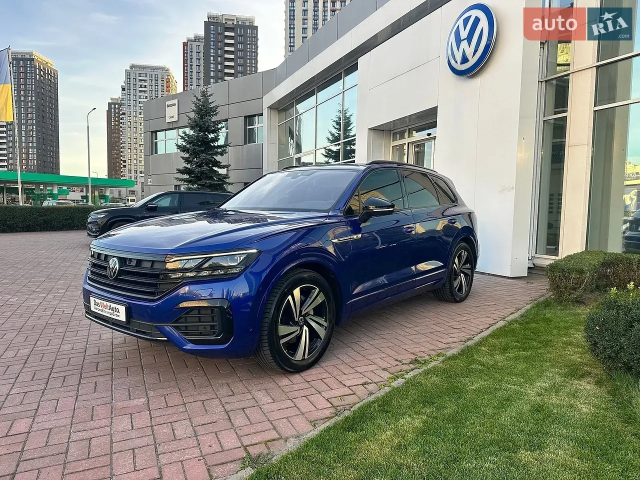 Volkswagen Touareg 2021 photo 3