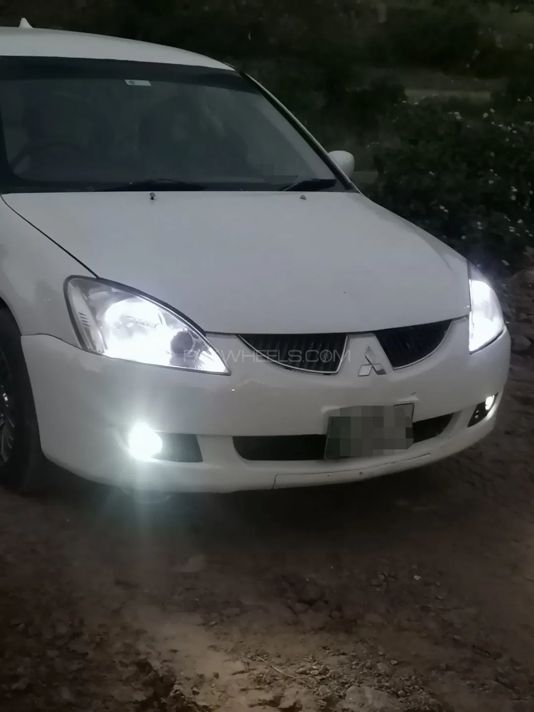 Mitsubishi Lancer